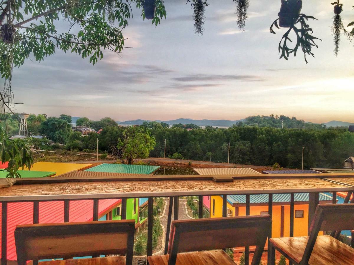 Hotel T-house@siray Phuket